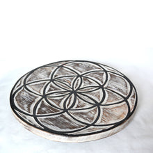 Load image into Gallery viewer, Crystal Grid - Seed of Life
