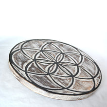 Load image into Gallery viewer, Crystal Grid - Seed of Life
